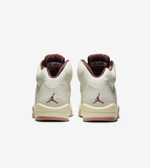 Fecha de lanzamiento de los Air Jordan 5 "El Grito" "Sail and Dark Pony" (HF8833-100)