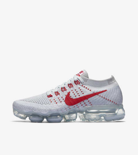 womens all red vapormax