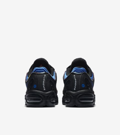 nike supreme tailwind iv