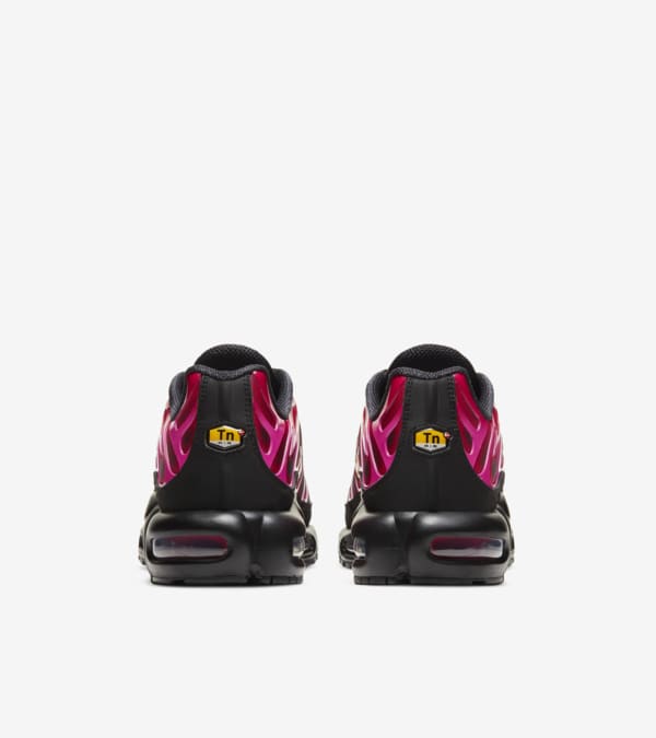 Air Max Plus x Supreme Fire Pink Erscheinungsdatum. Nike SNKRS