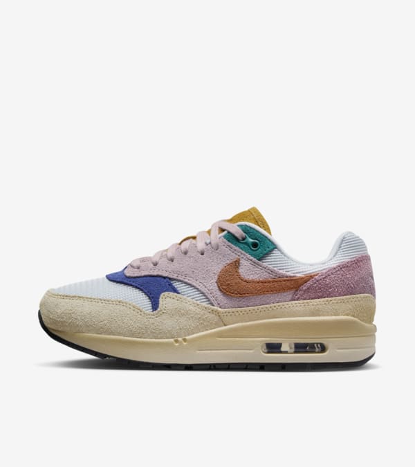 Women s Air Max 1 Grain and Gold Suede FN7200 224 release date Nike SNKRS