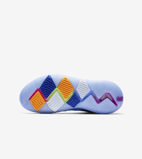 Bottom of kyrie 4 outlet