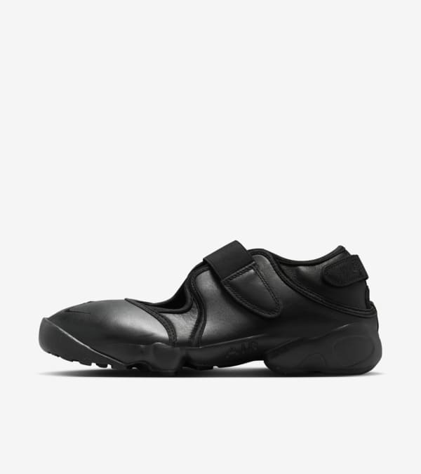 Black nike rifts womens top