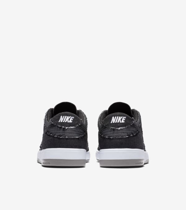 Nike sb dunk elite low x medicom shop