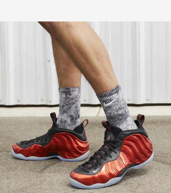 Air Foamposite One Metallic Red DZ2545 600 Release Date Nike SNKRS