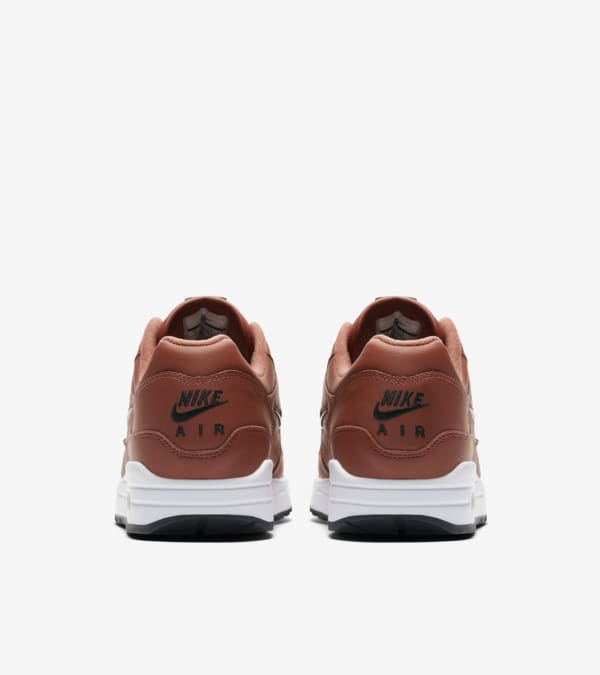 Dusty peach air max online