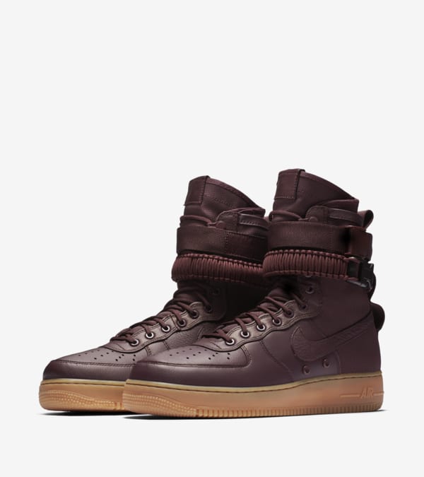 Air force 1 deep burgundy top
