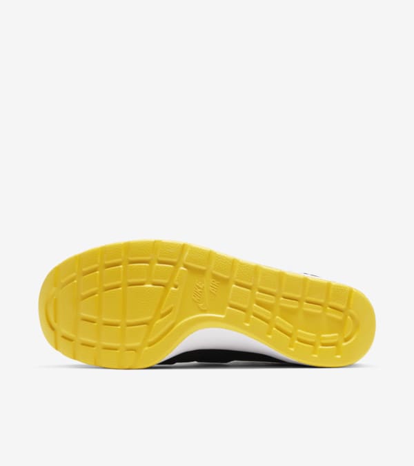 Nike sock racer og top