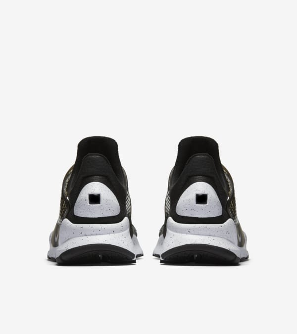 Black nike sock dart womens 2025