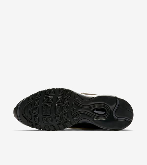 Nike Air Max Deluxe Triple Black Release Date. Nike SNKRS