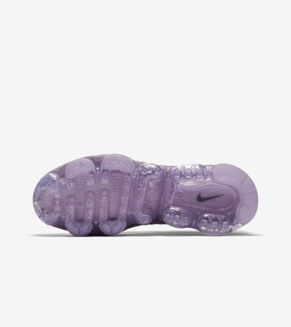Women s Nike Air VaporMax Flyknit Day to Night Violet Dust Nike SNKRS