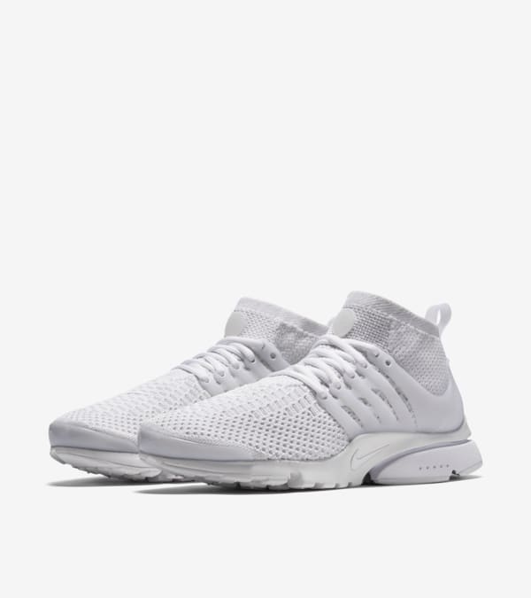Date de sortie de la Nike Air Presto Ultra Flyknit Triple White Nike SNKRS