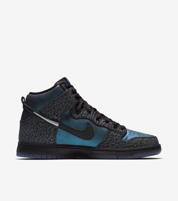 SB Dunk High Pro Black Hornet Release Date. Nike SNKRS