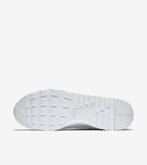 Women s Nike Air Max Thea Cherry Blossom Nike SNKRS