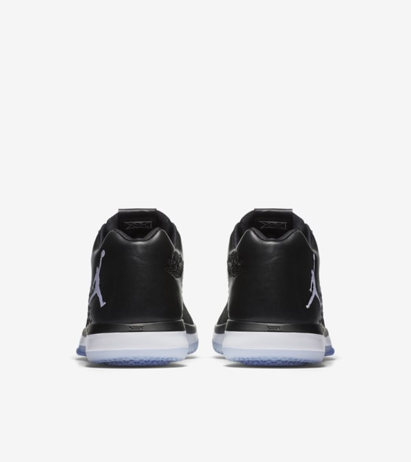 Black xxxi top