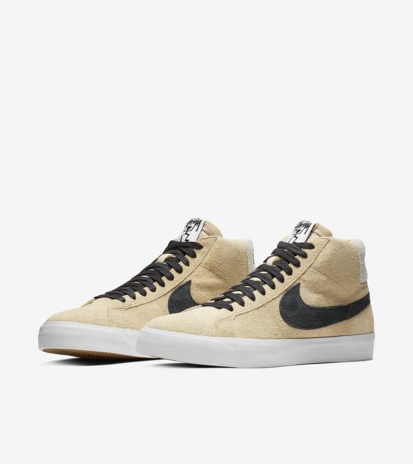 Date de sortie de la Nike SB Zoom Blazer Mid Stussy x Lance Midwest Gold Black Nike SNKRS