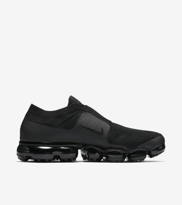 Nike Air VaporMax Moc Triple Noir Release Date. Nike SNKRS