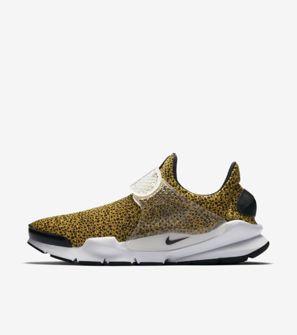 Nike Air Sock Dart University Gold Safari 2017. Nike SNKRS