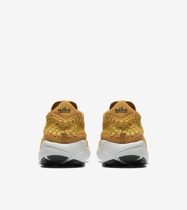Air footscape woven nm flyknit hotsell