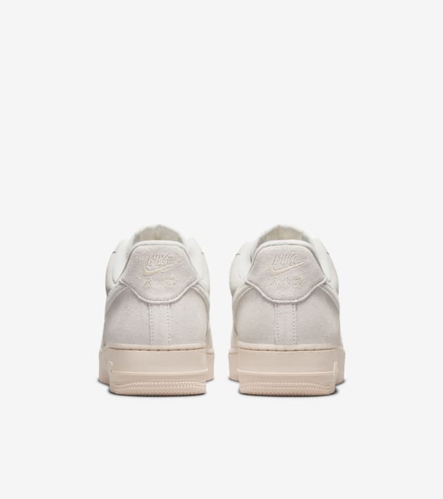 Air Force 1 Winter Premium Summit White DO6730 100 Release Date. Nike SNKRS