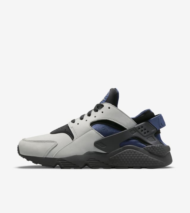 Air Huarache Shadow DH8143 400 Release Date. Nike SNKRS