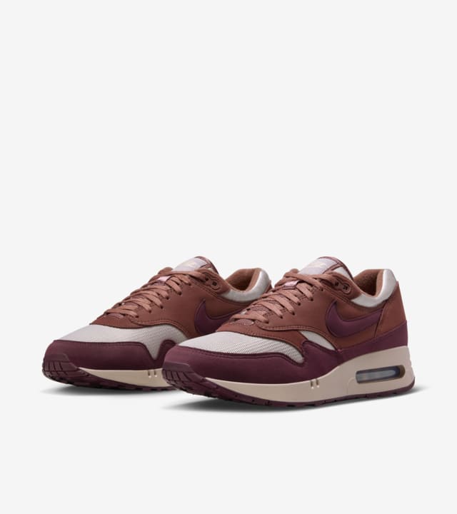 Nike air smokey mauve outlet
