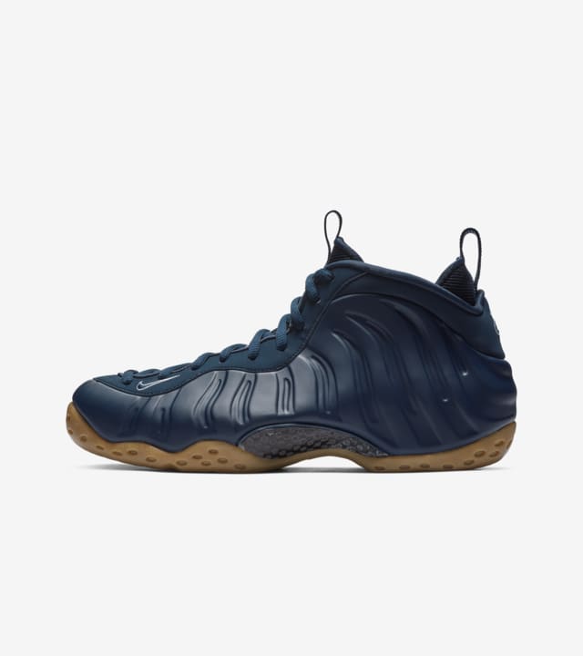 Foamposite one navy gum top