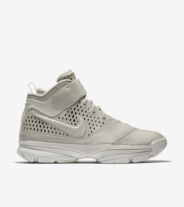 Nike Zoom Kobe 2 FTB Release Date. Nike SNKRS