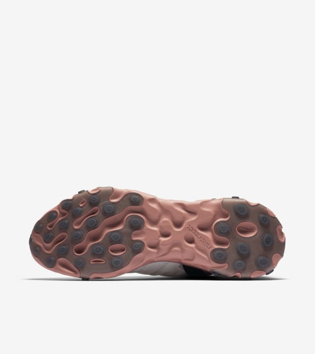 Nike React Mid iSPA Summit White Light Crimson Off White Release Date. Nike SNKRS SE