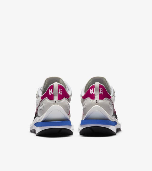 nike x sacai vapor waffle royal fuchsia
