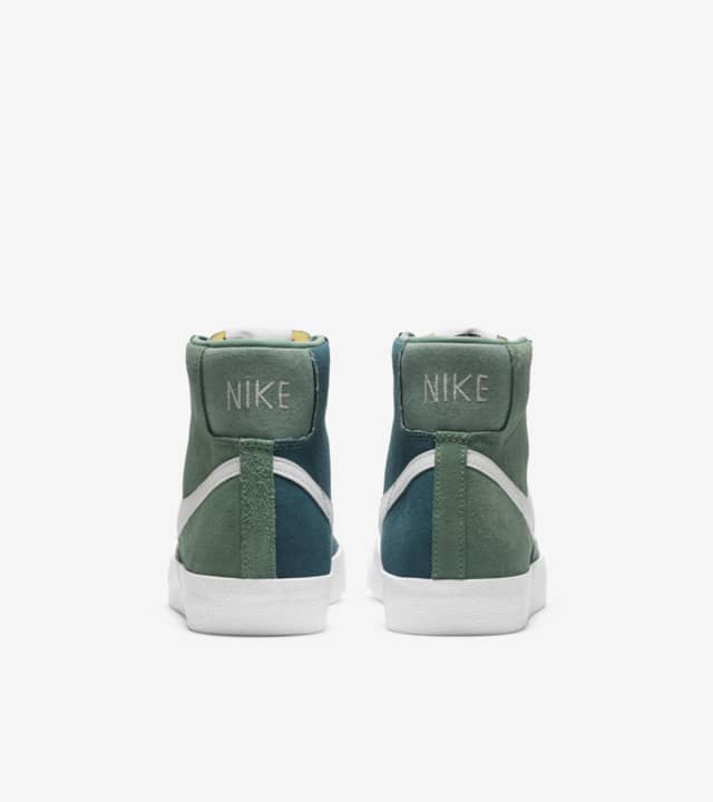 nike blazer mid 77 jade