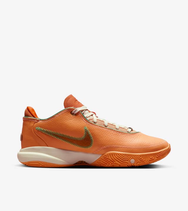 LeBron XX 'Peach Cream' (FN8263-800) Release Date. Nike SNKRS