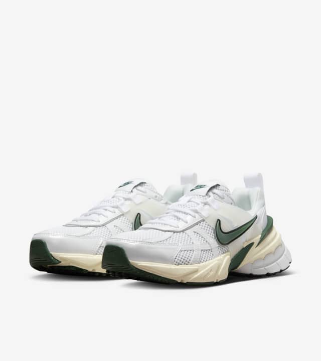 V2K Run 'White Green' (FD0736-101) Release Date . Nike SNKRS CH