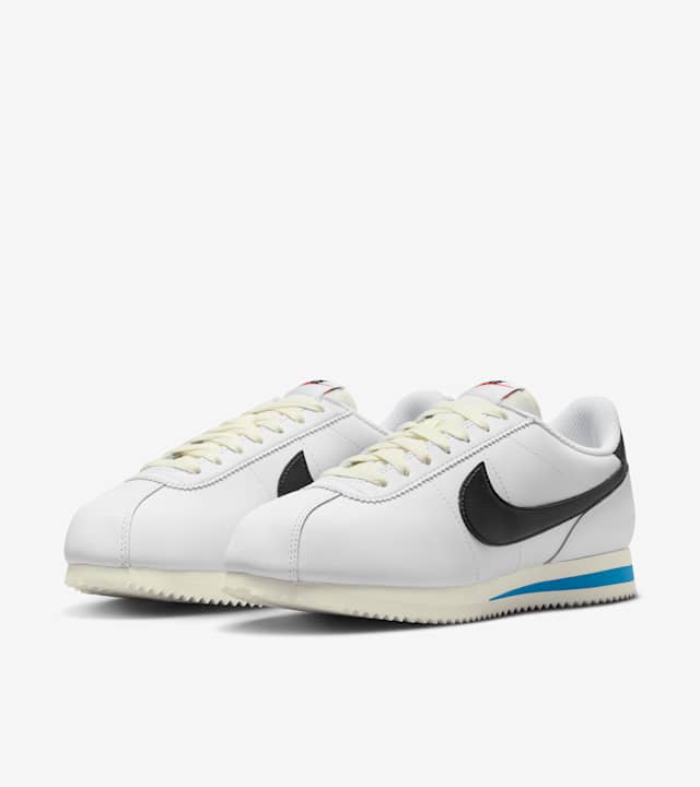 ladies nike white