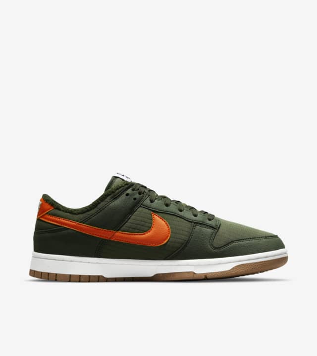Dunk Low 'Next Nature' (DD3358-300) Release Date. Nike SNKRS ID