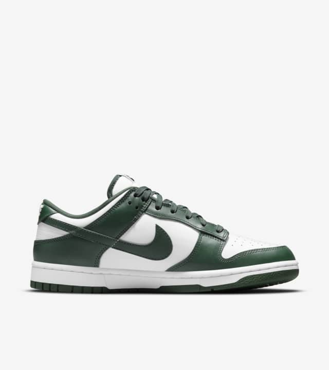 Dunk Low 'Varsity Green' (DD1391-101) release date. Nike SNKRS GB