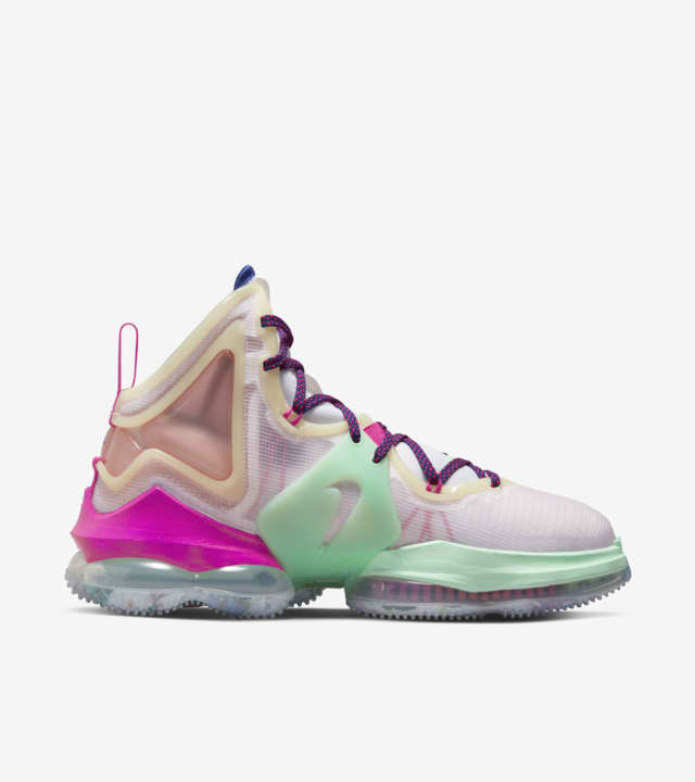 LeBron 19 'Love Letter' Release Date. Nike SNKRS MY