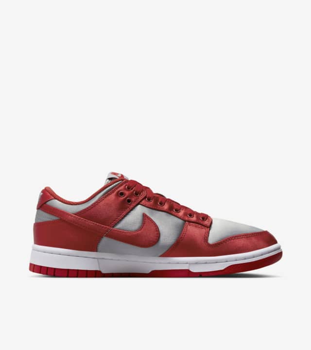 Women's Dunk Low 'Varsity Red and Medium Grey' (DX5931-001) Release ...