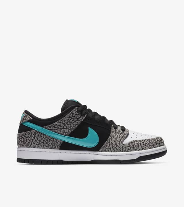 sb dunk low clear jade stockx