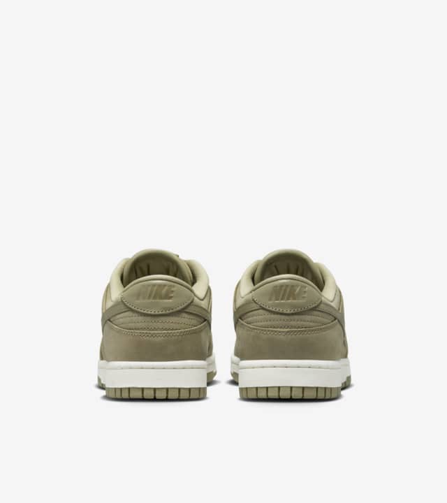 Women's Dunk Low 'Neutral Olive' (DV7415-200) Release Date. Nike SNKRS ID