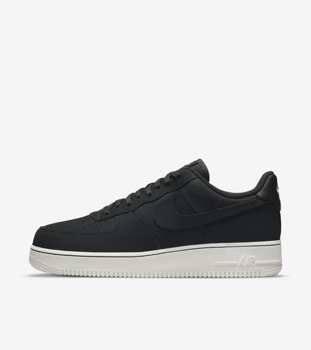 Air Force 1 'Off-Noir' (DQ8571-001) Release Date. Nike SNKRS SG
