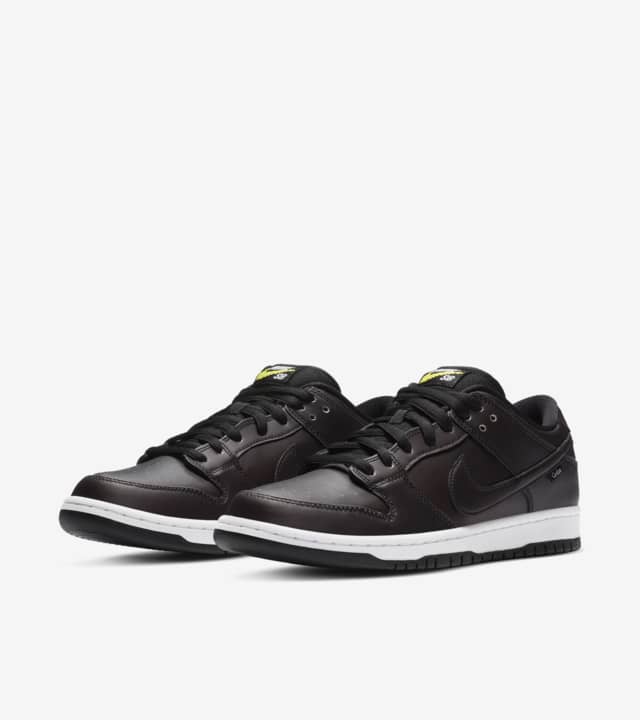 nike by you sb dunk low