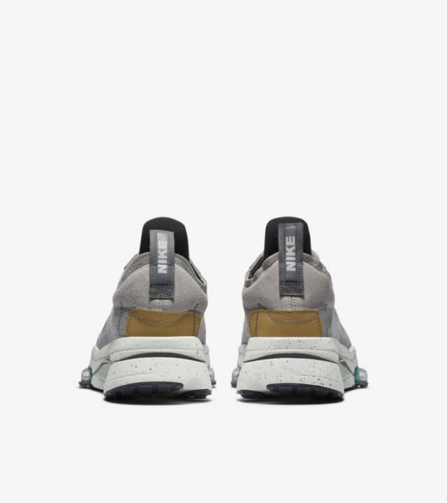 air zoom type grey