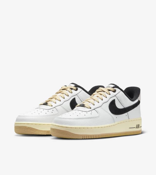 Women's Air Force 1 '07 'Black and Summit White' (DR0148-101) Release ...