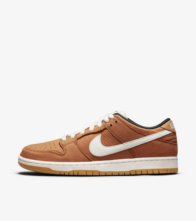 SB Dunk Low Pro 'Dark Russet' (DH1319-200) Release Date. Nike SNKRS PH