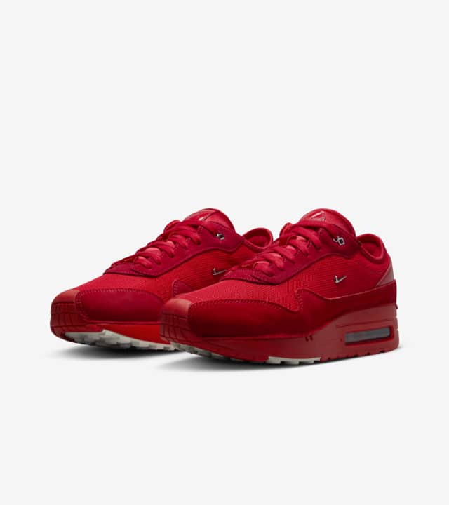 Air Max 1 x Jacquemus 'University Red and Metallic Silver' (HM6690-600 ...