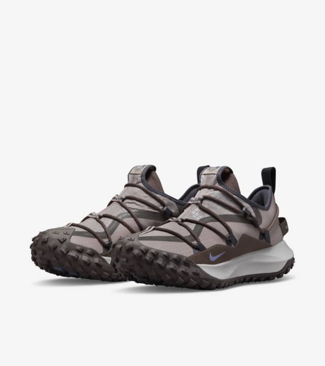 ACG Mountain Fly Low 'Ironstone' Release Date. Nike SNKRS SG