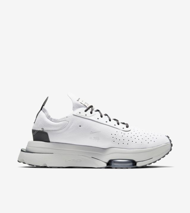 nike zoom white shoes