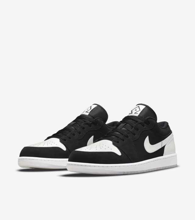 Air Jordan 1 Low Se Black And White Dh6931 001 Release Date Nike Snkrs Id 9424