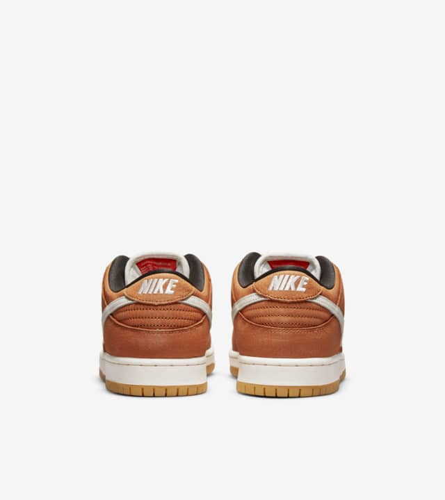 SB Dunk Low Pro 'Dark Russet' (DH1319-200) Release Date. Nike SNKRS MY